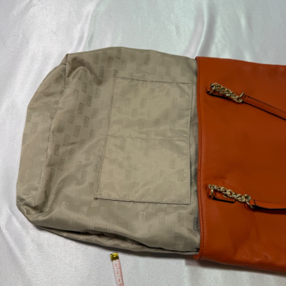 Michael Kors Large Orange Leather Shoulder Tote Bag - Picture 5 of 7